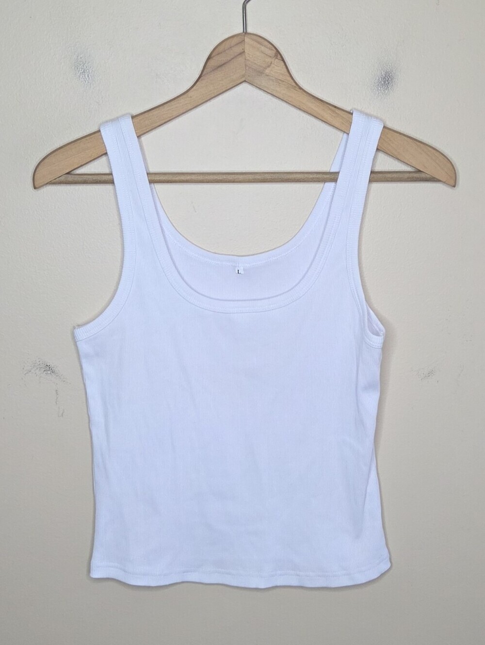 White Ribbed Cropped Scoop Neck Tank Top Size Large Fitted Bodycon